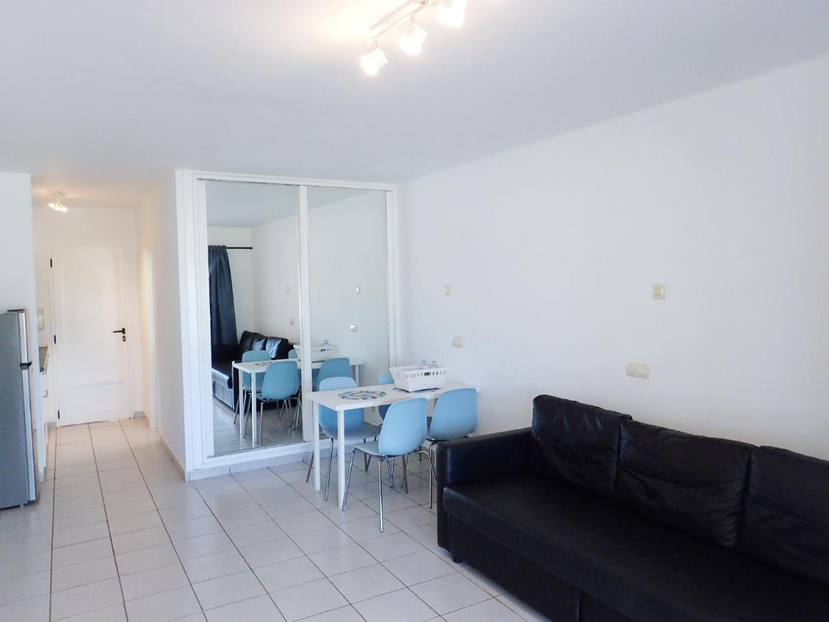 Apartamento En Playa Roca Primer Linea De Mar Costa Teguise Esterno foto